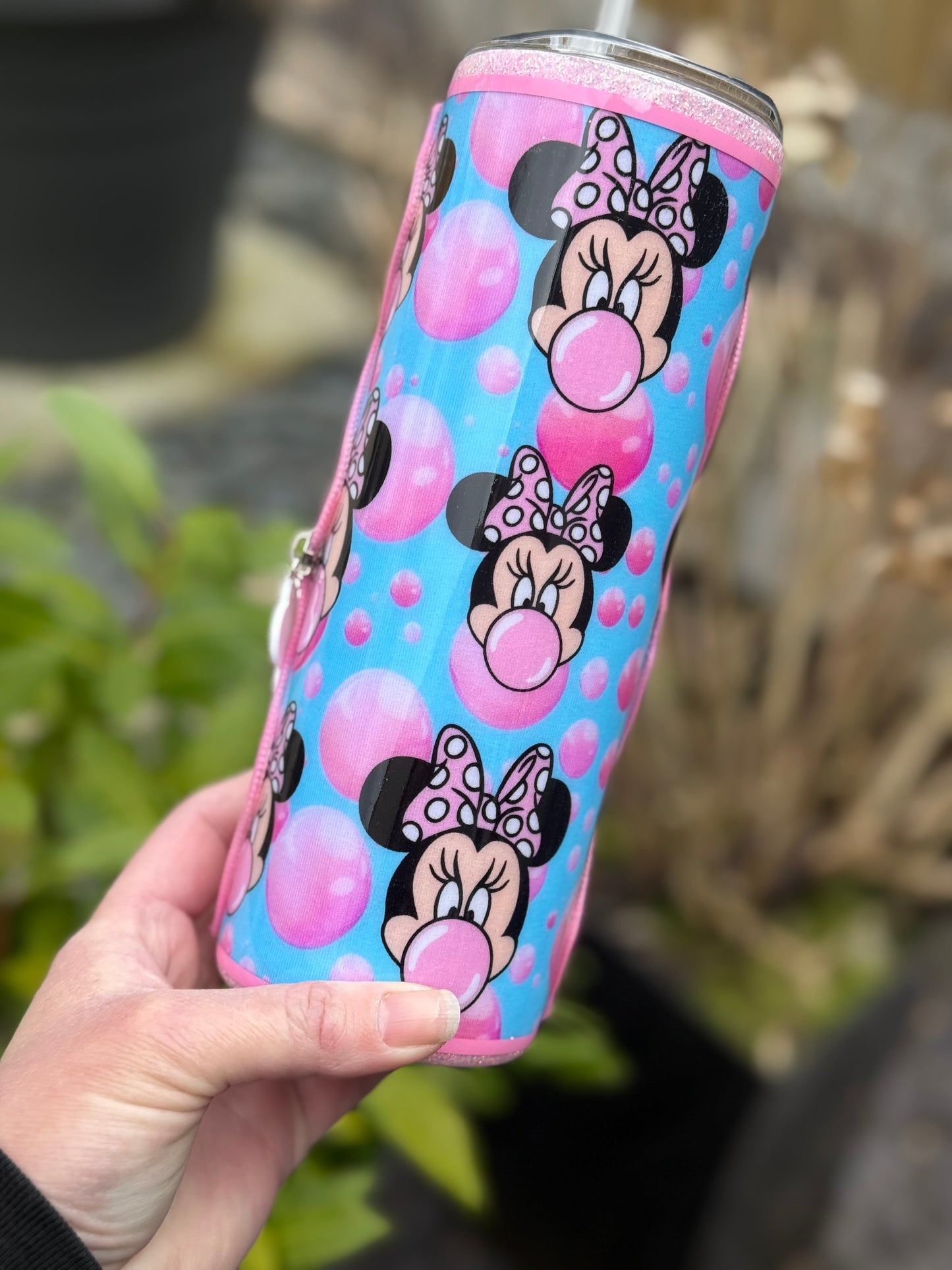 Minnie bubblegum zipper tumbler