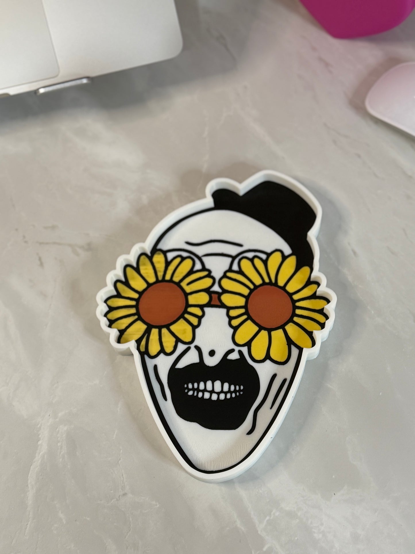 Art trinket tray