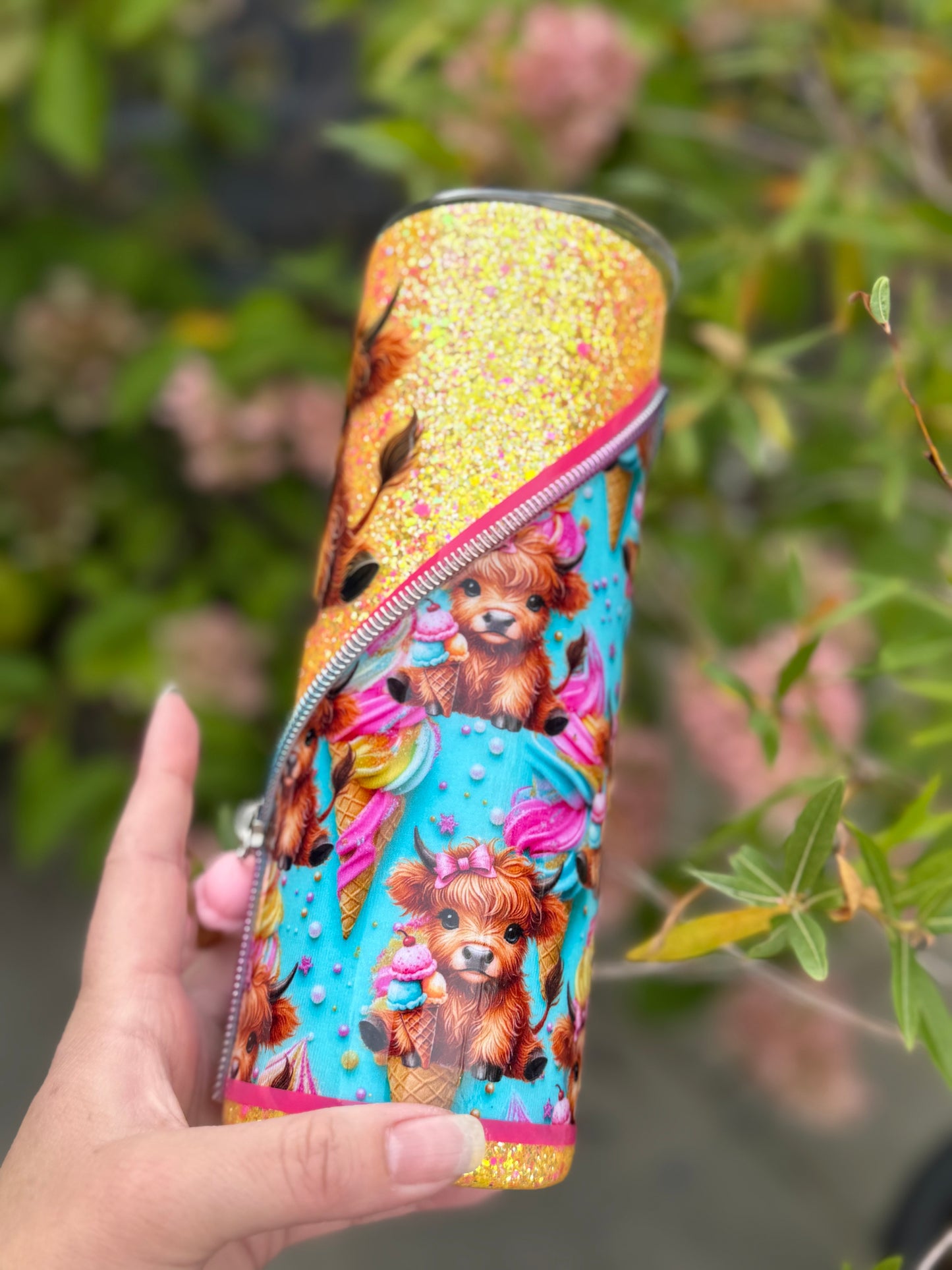 Highland cow Hyperion zipper tumbler
