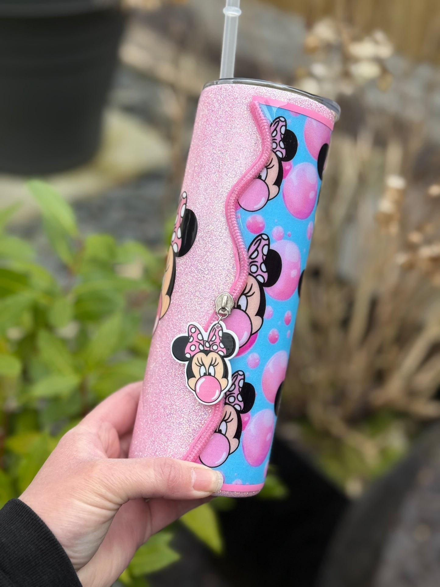 Minnie bubblegum zipper tumbler