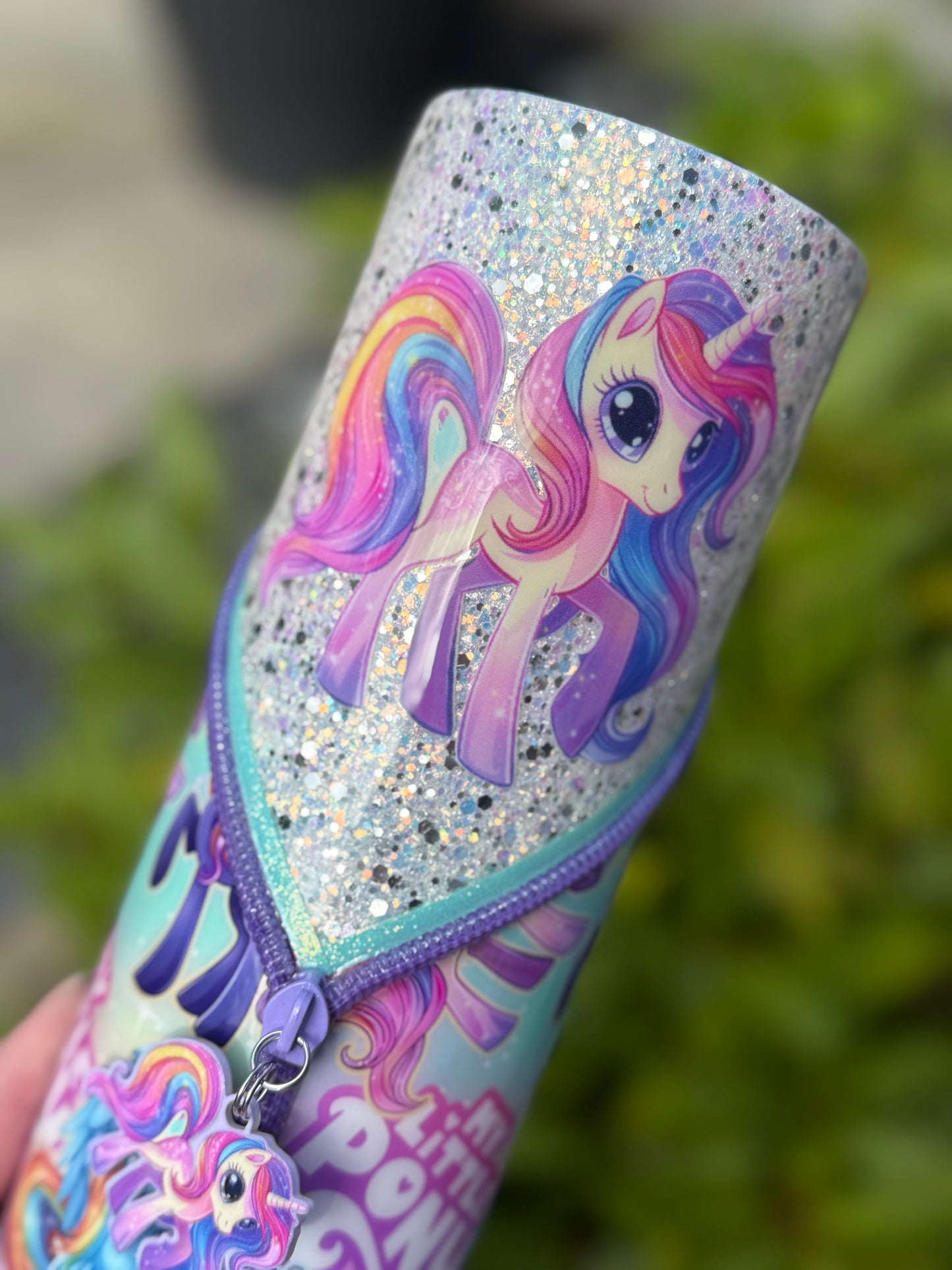 Pony zipper Hyperion tumbler