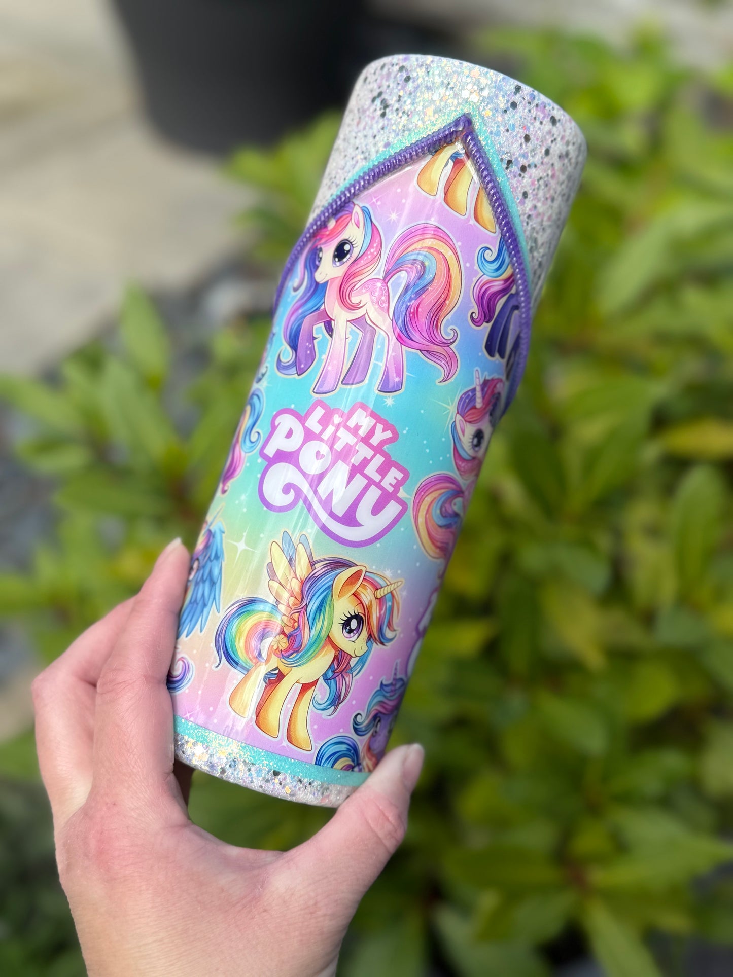 Pony zipper Hyperion tumbler