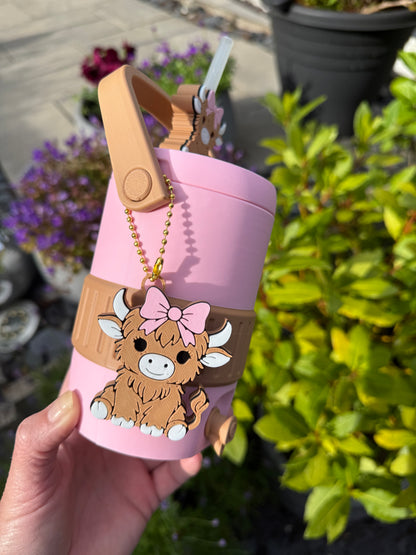 Highland cow can holder