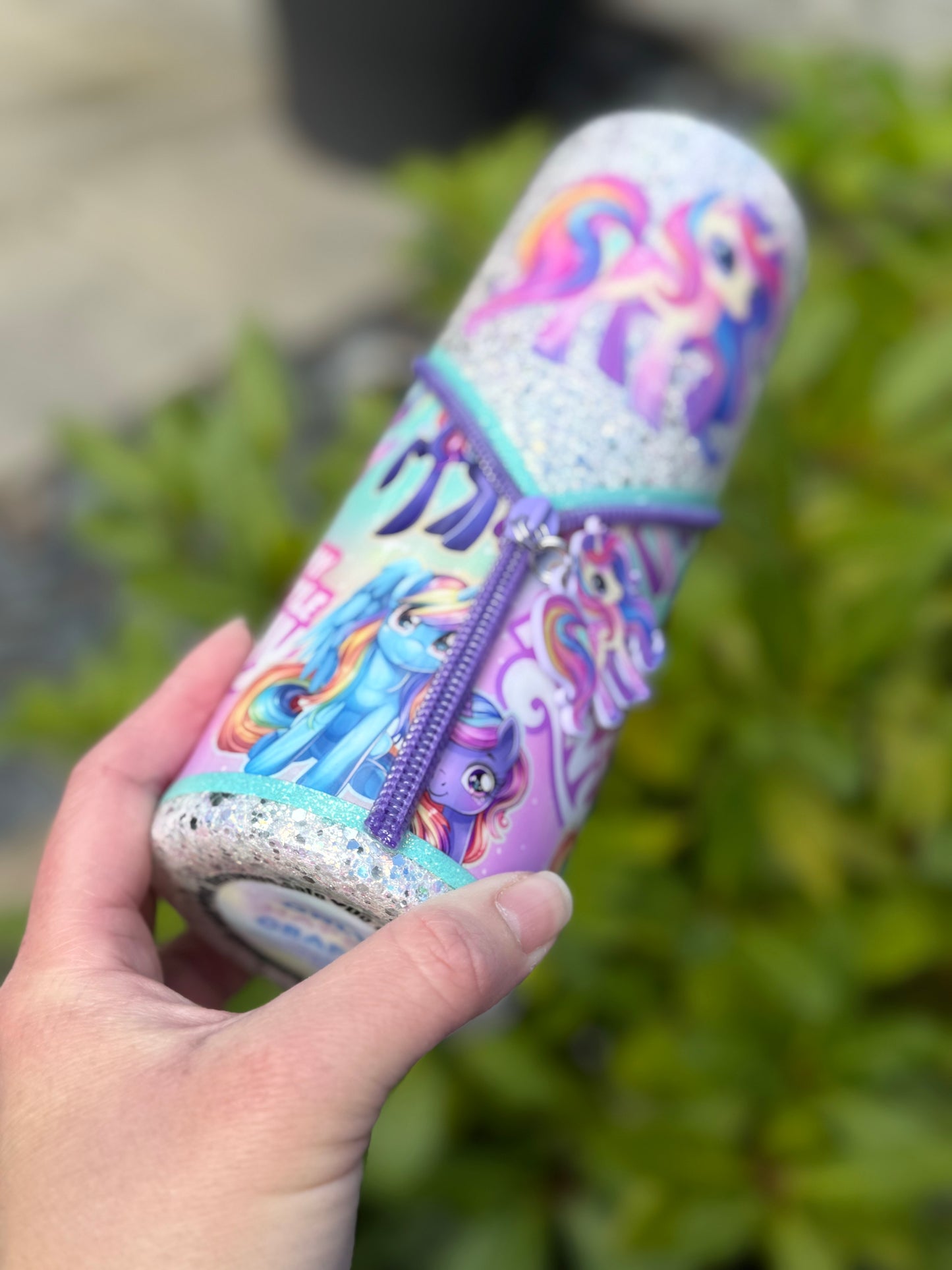 Pony zipper Hyperion tumbler