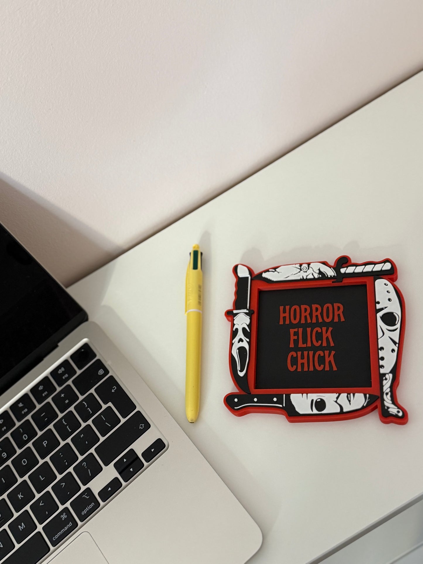 Horror slasher post it note holder